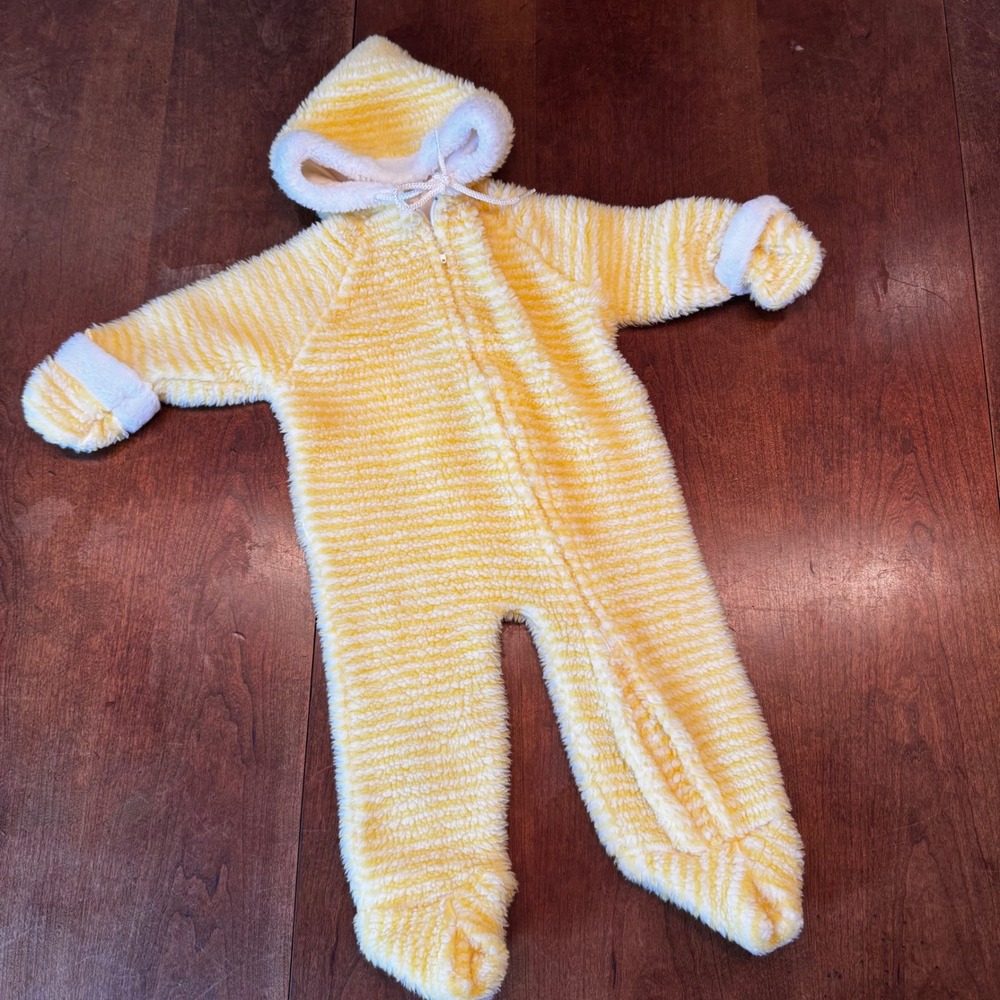Bloomie's Pram Suit Unisex 9/18 Months Yellow Striped Vintage 80s Fuzzy Hooded